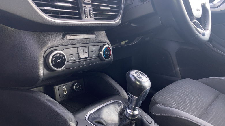 Ford Focus 1.0 EcoBoost 125 Zetec 5dr Petrol Hatchback